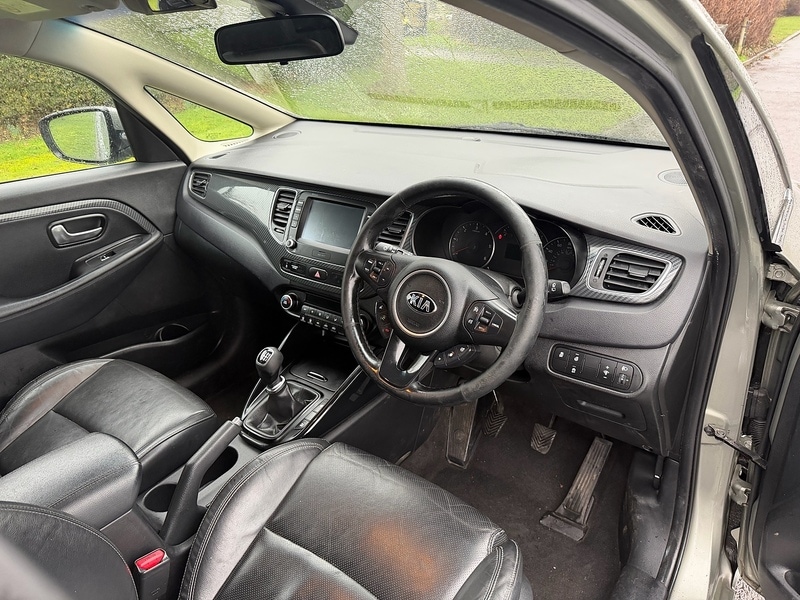 Used Kia Carens 2018 for sale - 77399917: Photo 23