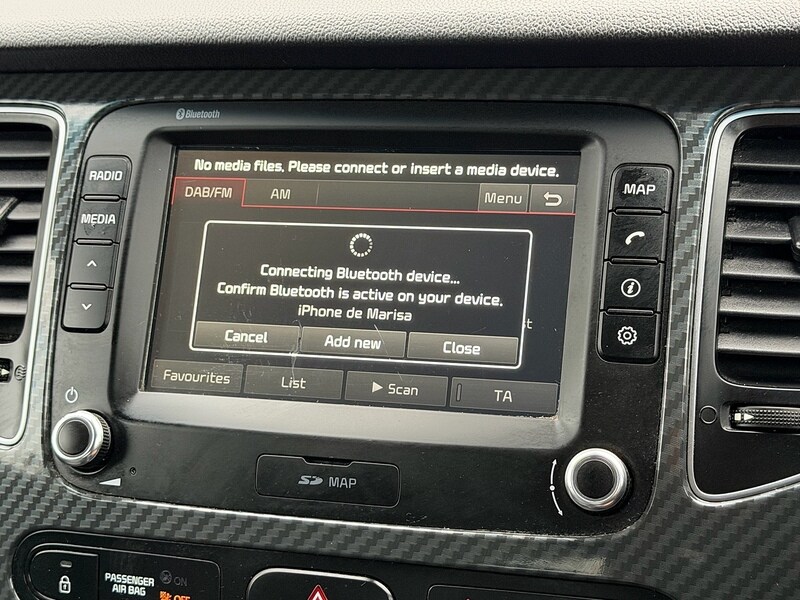 Used Kia Carens 2018 for sale - 77399917: Photo 39