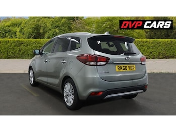 Used Kia Carens 2018 for sale - 77399917: Photo