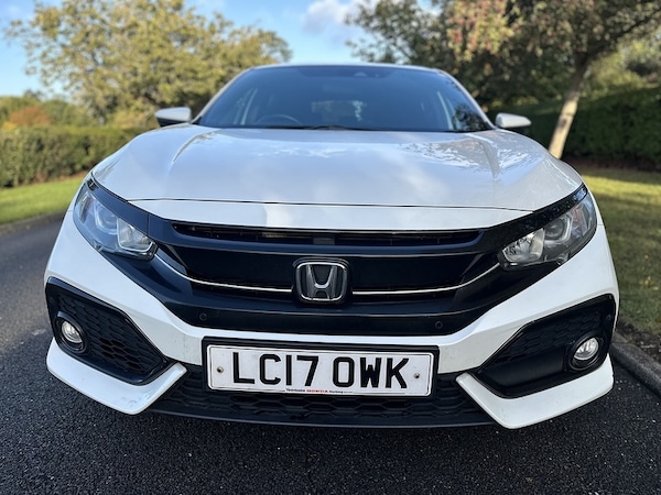Used Honda Civic 2017 for sale - 76171098: Photo 13