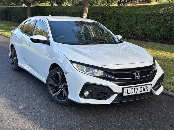 Used Honda Civic 2017 for sale - 76171098: Photo 1