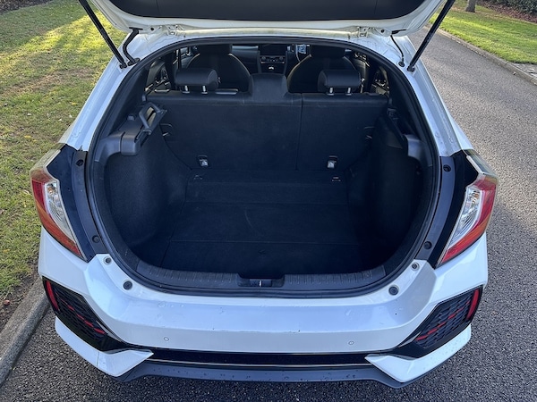 Used Honda Civic 2017 for sale - 76171098: Photo 6