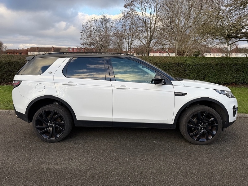 Used Land Rover Discovery Sport for sale - 77370318: Photo 2
