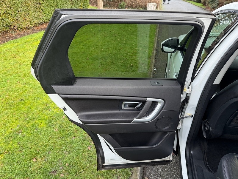 Used Land Rover Discovery Sport 2018 for sale - 77044532: Photo 30