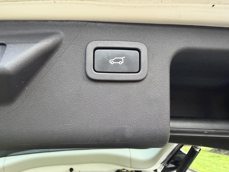 Used Land Rover Discovery Sport 2018 for sale - 77044532: Photo 56