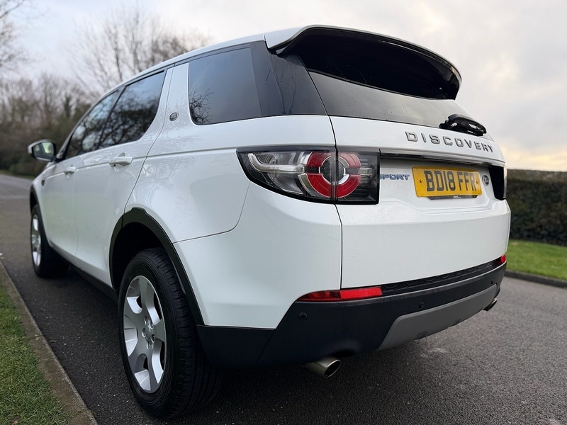 Used Land Rover Discovery Sport 2018 for sale - 77044532: Photo 8