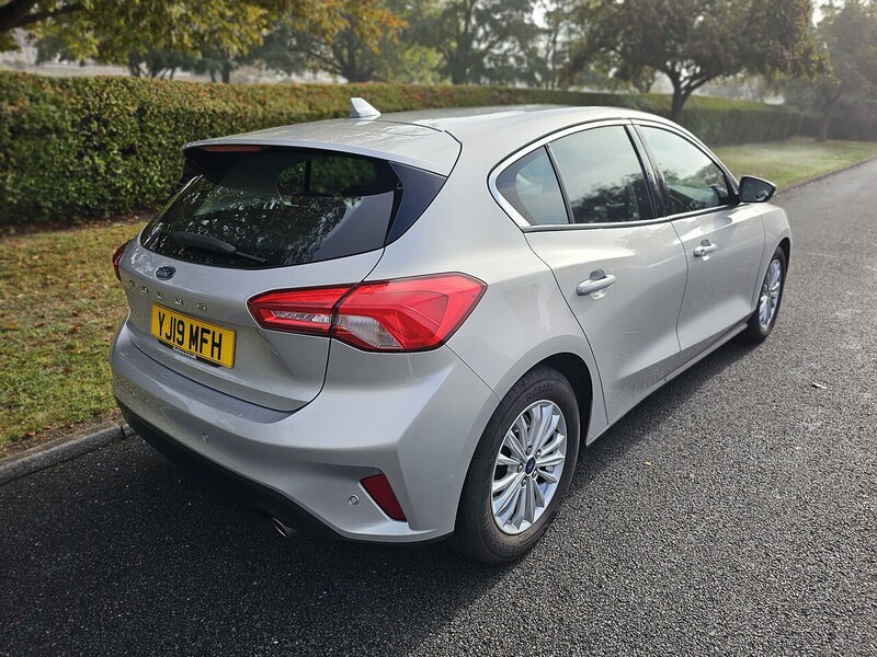 Used Ford Focus 2019 for sale - 76022451: Photo 3