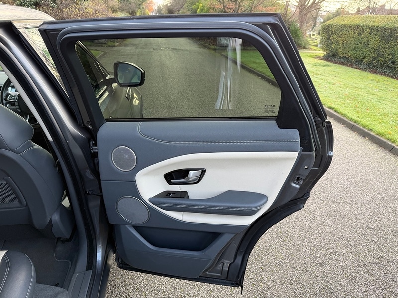 Used Land Rover Range Rover Evoque 2017 for sale - 76941685: Photo 31