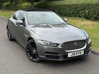 Used Jaguar XE 2017 for sale - 79259021: Photo