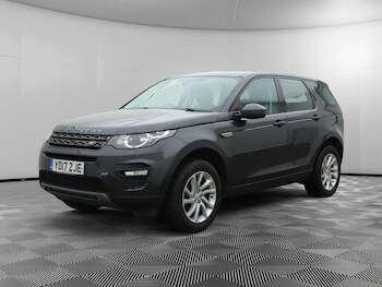 Used Land Rover Discovery Sport 2017 for sale - 75676232: Photo