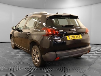 Used Peugeot 2008 2018 for sale - 75462401: Photo