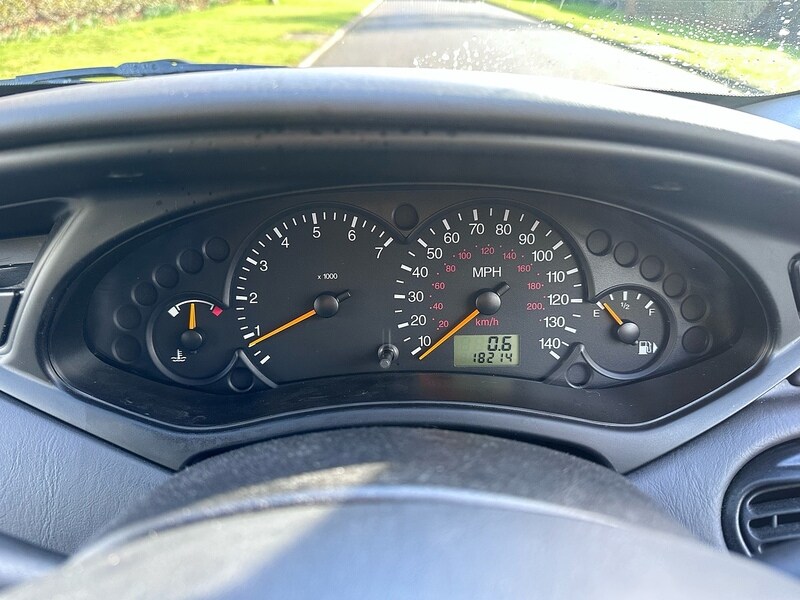 Used Ford Focus 2002 for sale - 77515231: Photo 15