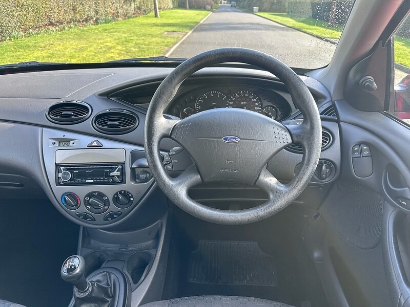 Used Ford Focus 2002 for sale - 77515231: Photo 17