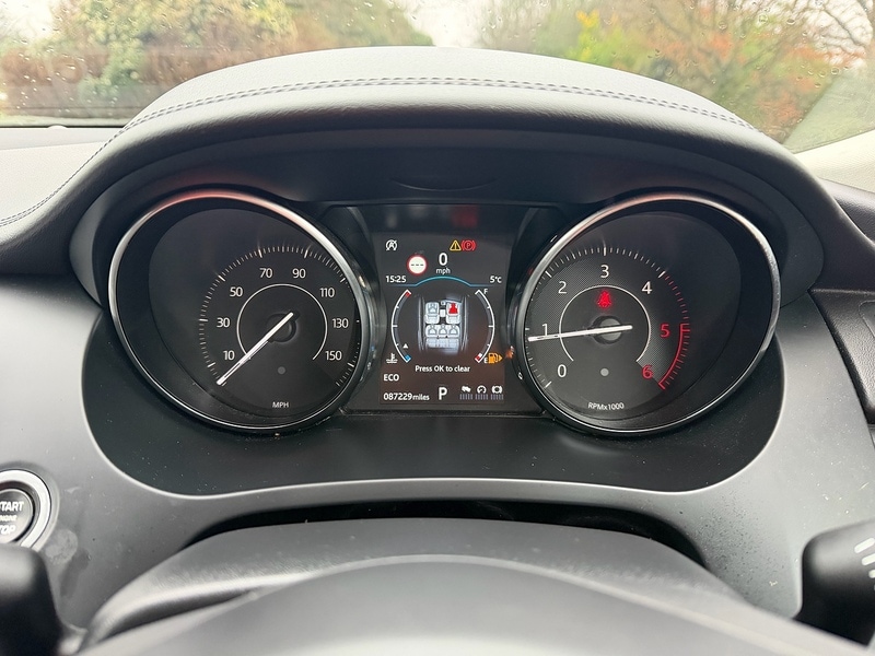 Used Jaguar E-Pace 2018 for sale - 77399913: Photo 14