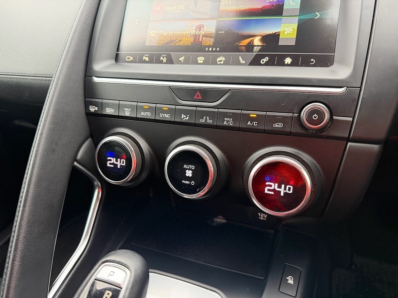 Used Jaguar E-Pace 2018 for sale - 77399913: Photo 44