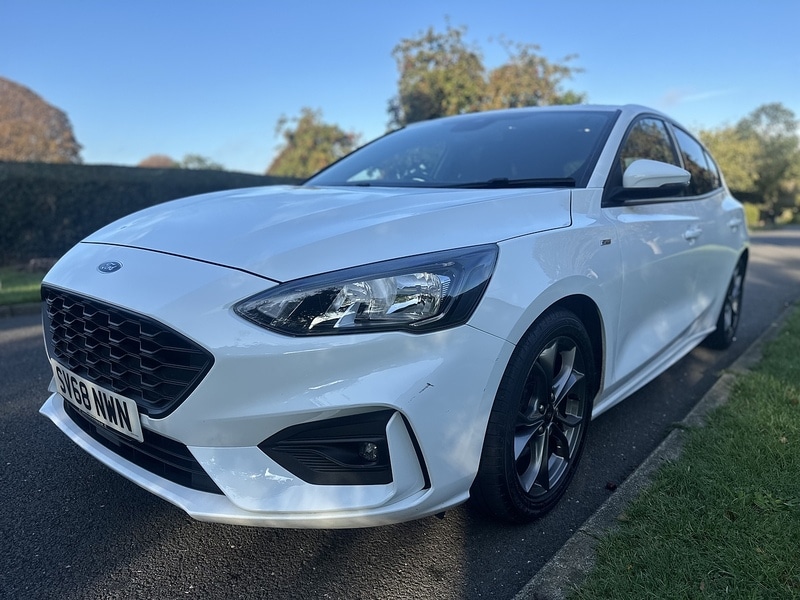 Used Ford Focus 2018 for sale - 76022446: Photo 11