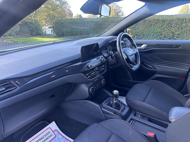 Used Ford Focus 2018 for sale - 76022446: Photo 17