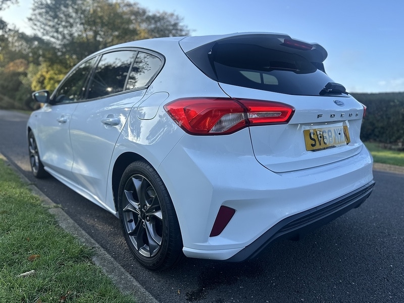Used Ford Focus 2018 for sale - 76022446: Photo 8