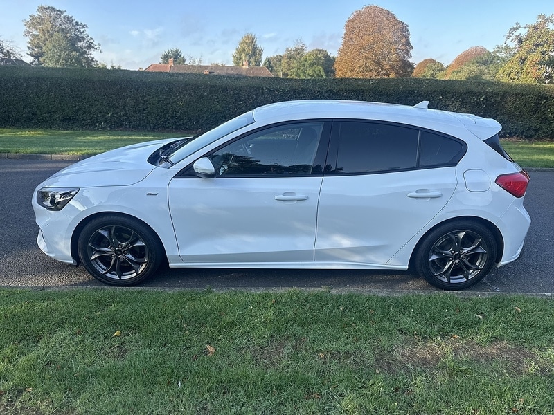 Used Ford Focus 2018 for sale - 76022446: Photo 9