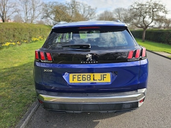 Used Peugeot 3008 2018 for sale - 77742414: Photo