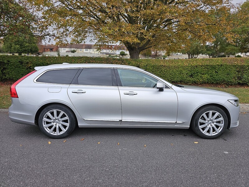 Used Volvo V90 2017 for sale - 76156362: Photo 2