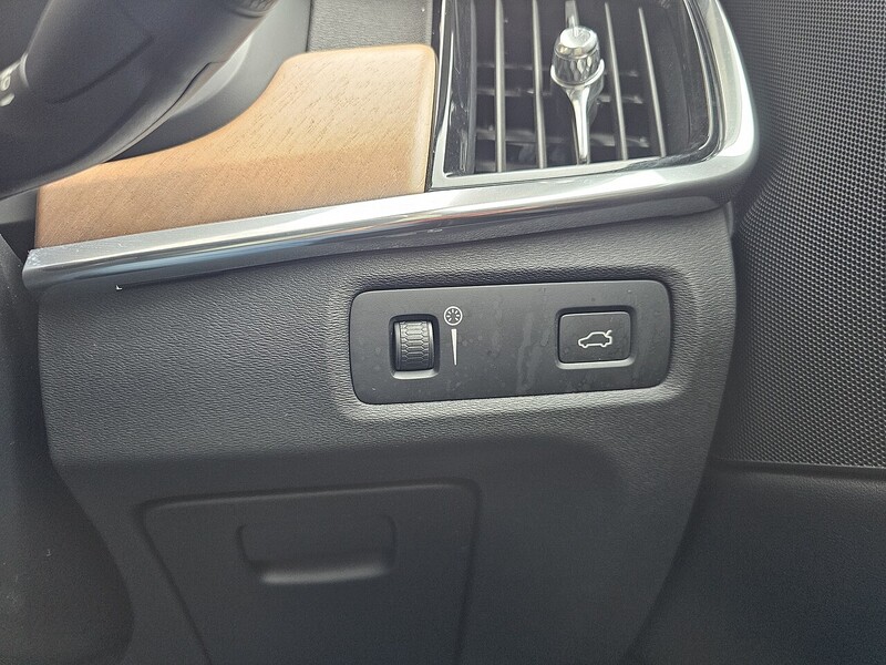 Used Volvo V90 2017 for sale - 76156362: Photo 26