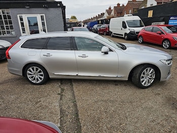 Used Volvo V90 2017 for sale - 76156362: Photo 2
