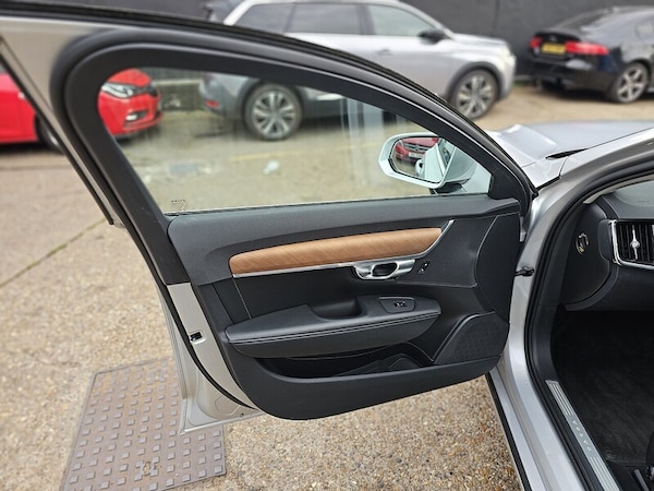 Used Volvo V90 2017 for sale - 76156362: Photo 38