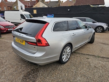 Used Volvo V90 2017 for sale - 76156362: Photo 3