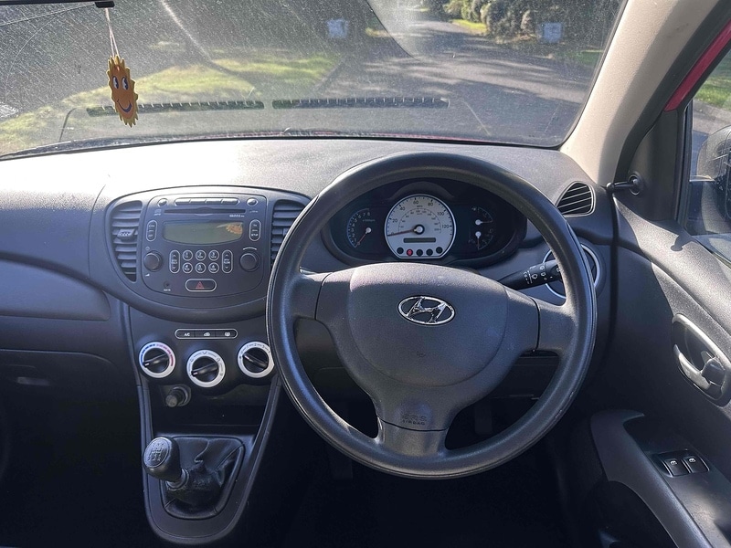 Used Hyundai i10 2010 for sale - 77605250: Photo 16