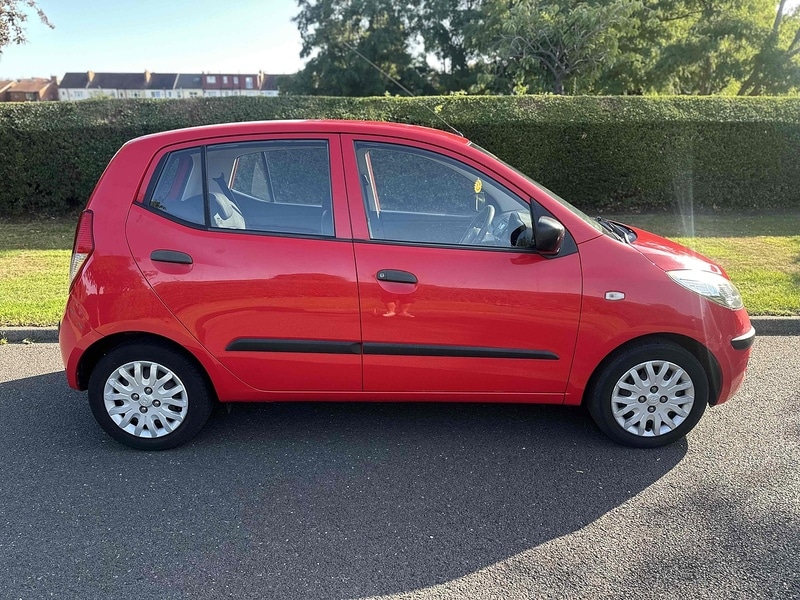 Used Hyundai i10 2010 for sale - 77605250: Photo 2