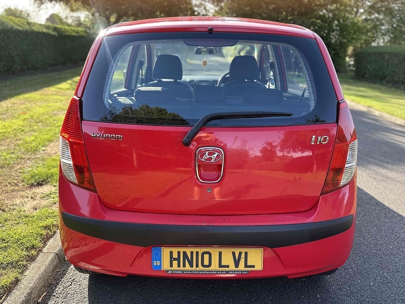 Used Hyundai i10 2010 for sale - 77605250: Photo 5