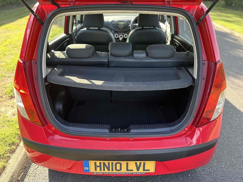 Used Hyundai i10 2010 for sale - 77605250: Photo 6