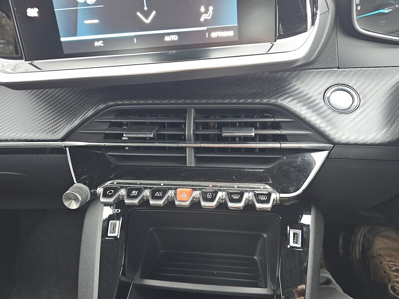 Used Peugeot E-208 for sale - 77140275: Photo 17