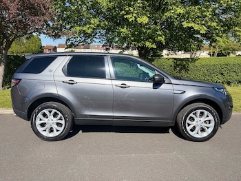 Used Land Rover Discovery Sport 2016 for sale - 79381071: Photo