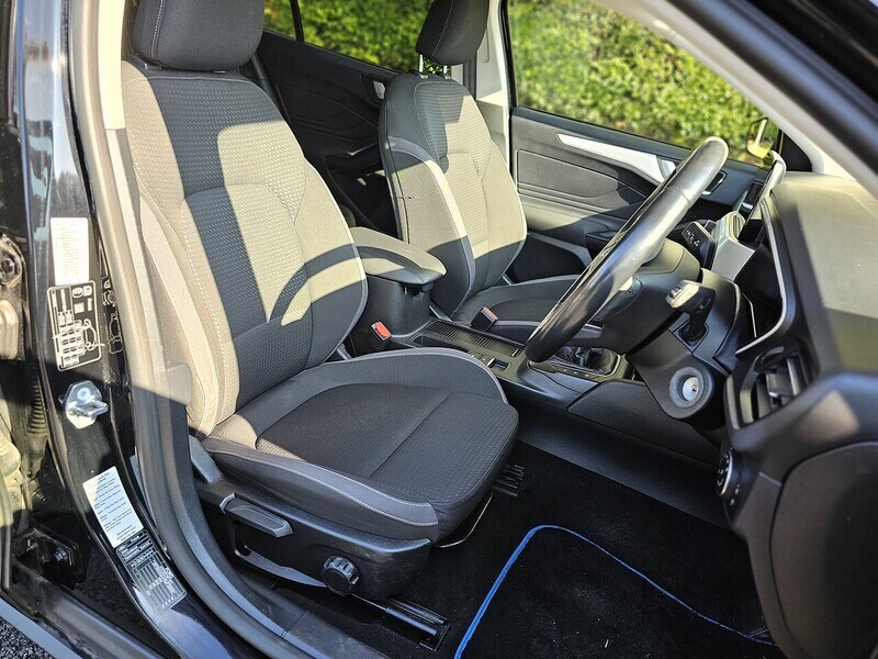 Used Ford Focus 2018 for sale - 76128066: Photo 25