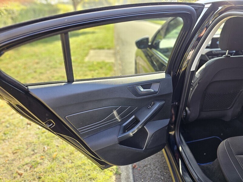Used Ford Focus 2018 for sale - 76128066: Photo 36
