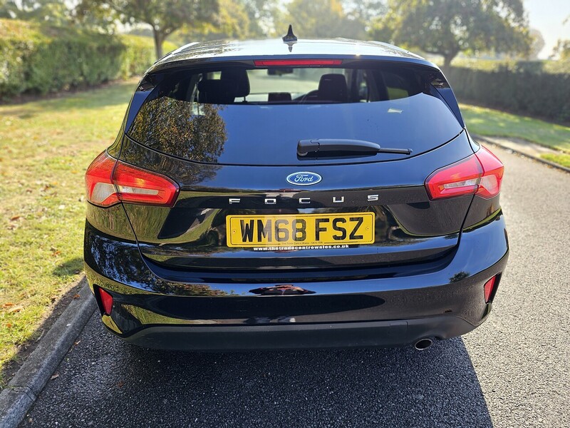 Used Ford Focus 2018 for sale - 76128066: Photo 4