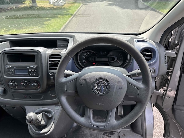 Used Vauxhall Vivaro 2018 for sale - 76057132: Photo 16
