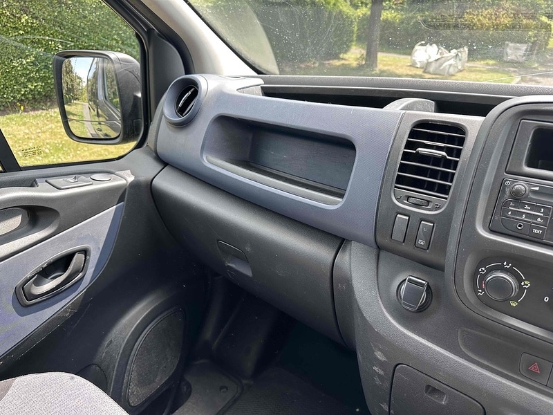 Used Vauxhall Vivaro 2018 for sale - 76057132: Photo 21
