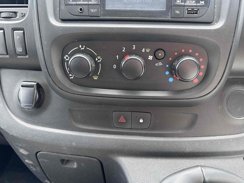 Used Vauxhall Vivaro 2018 for sale - 76057132: Photo 22