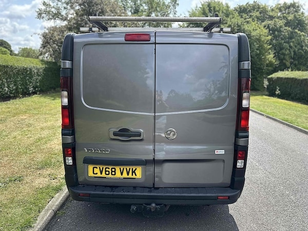 Used Vauxhall Vivaro 2018 for sale - 76057132: Photo 5