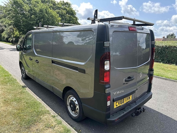 Used Vauxhall Vivaro 2018 for sale - 76057132: Photo 7