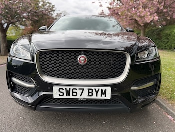 Used Jaguar F-Pace 2017 for sale - 79611595: Photo