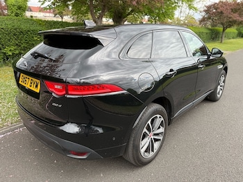 Used Jaguar F-Pace 2017 for sale - 79611595: Photo