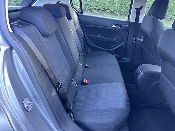 Used Peugeot 308 2017 for sale - 76034923: Photo 21