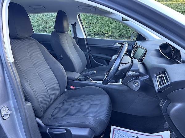 Used Peugeot 308 2017 for sale - 76034923: Photo 24
