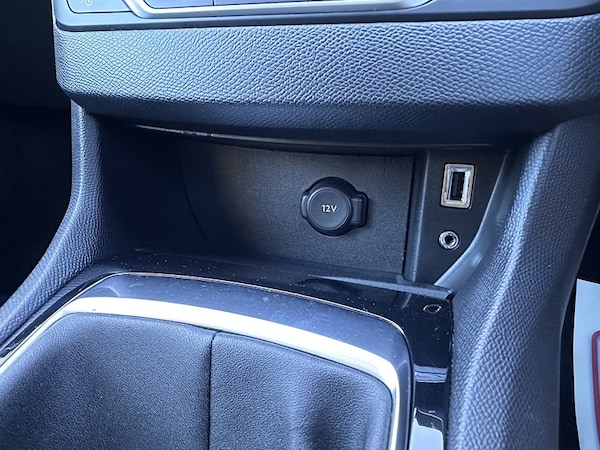Used Peugeot 308 2017 for sale - 76034923: Photo 33