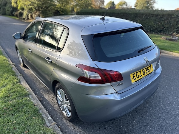 Used Peugeot 308 2017 for sale - 76034923: Photo 7