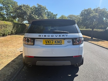 Used Land Rover Discovery Sport 2017 for sale - 79511381: Photo